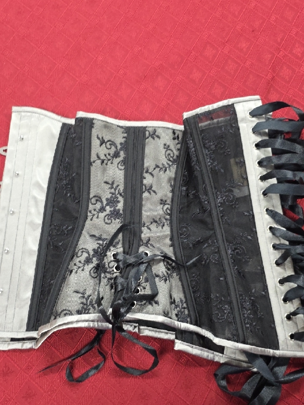 Women's Silver and Black Lace Corset Waist Cincher - Picture 4 of 4